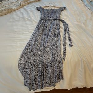 Long sundress with slit